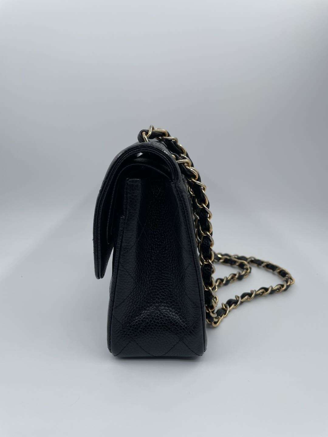 Chanel Black Caviar Quilted Classic Flap Medium LGHW