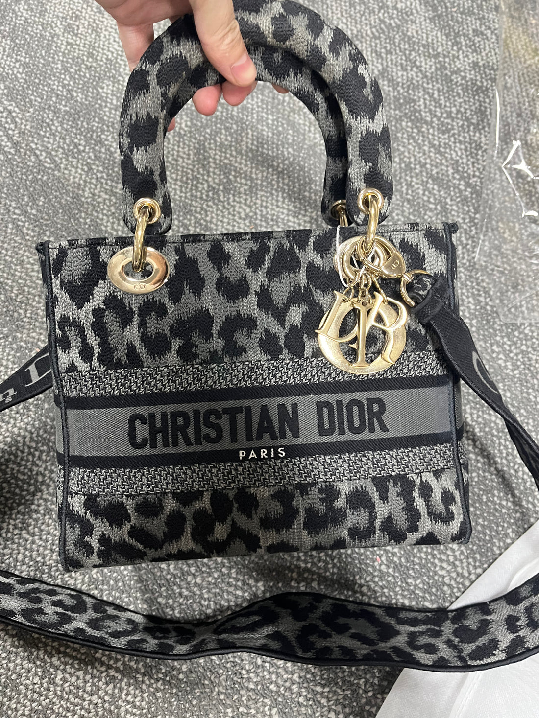 Melisa 10bags +1 cc bracelet