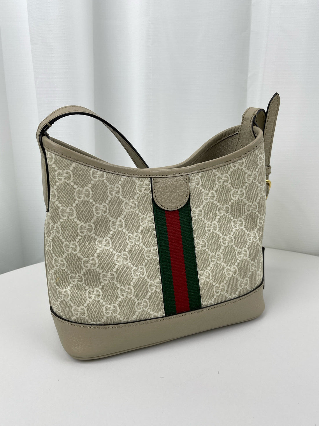 GUCCI Ophidia Small Beige and White GG Canvas Shoulder Bag