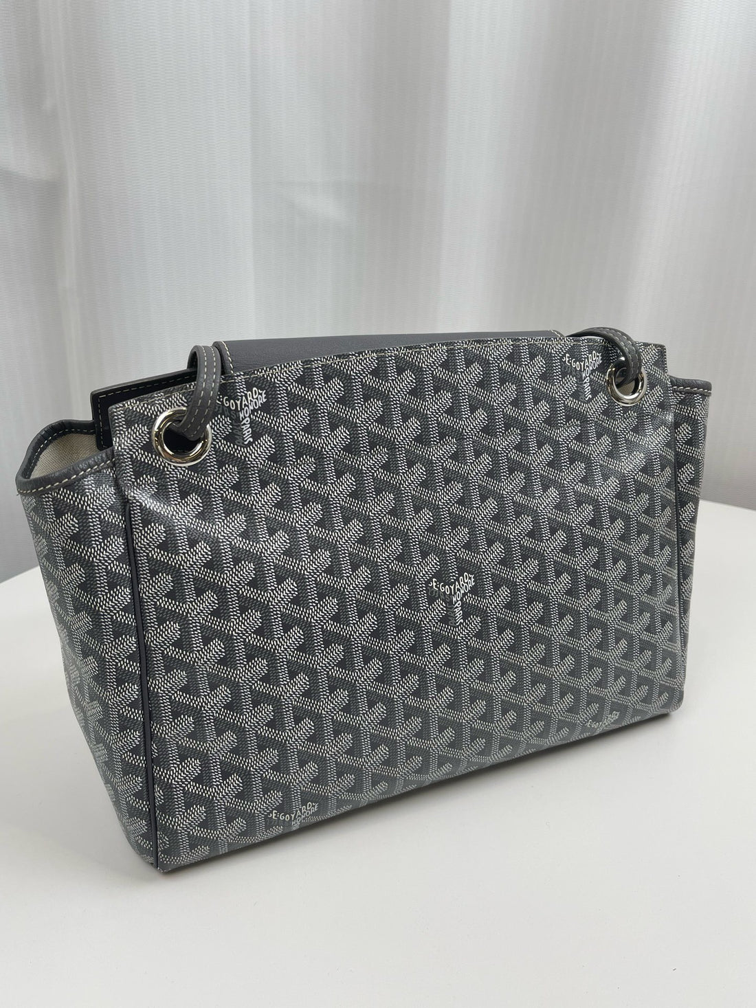 Goyard flap tote bag