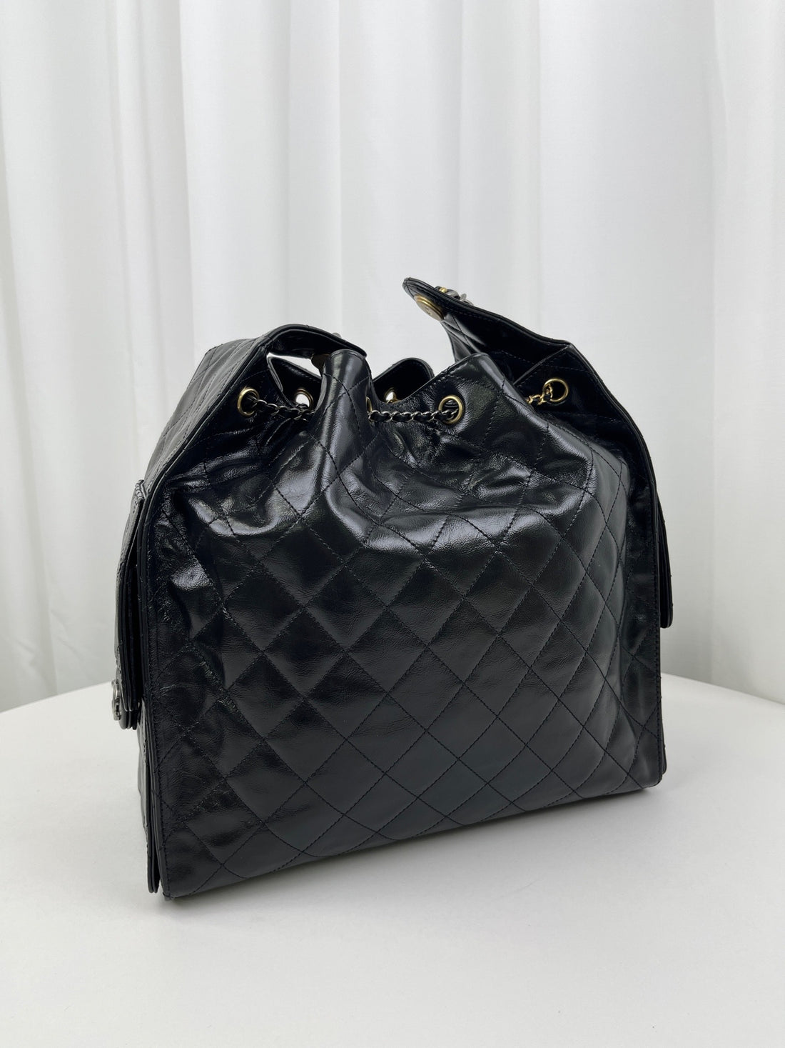 Chanel Medium 25 Hobo Bag - Black Calfskin