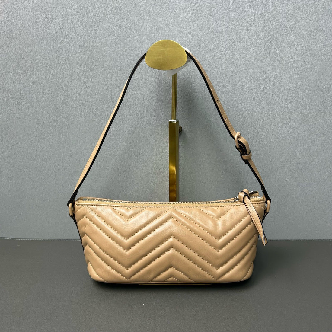 Gucci GG Marmont Small Shoulder Bag