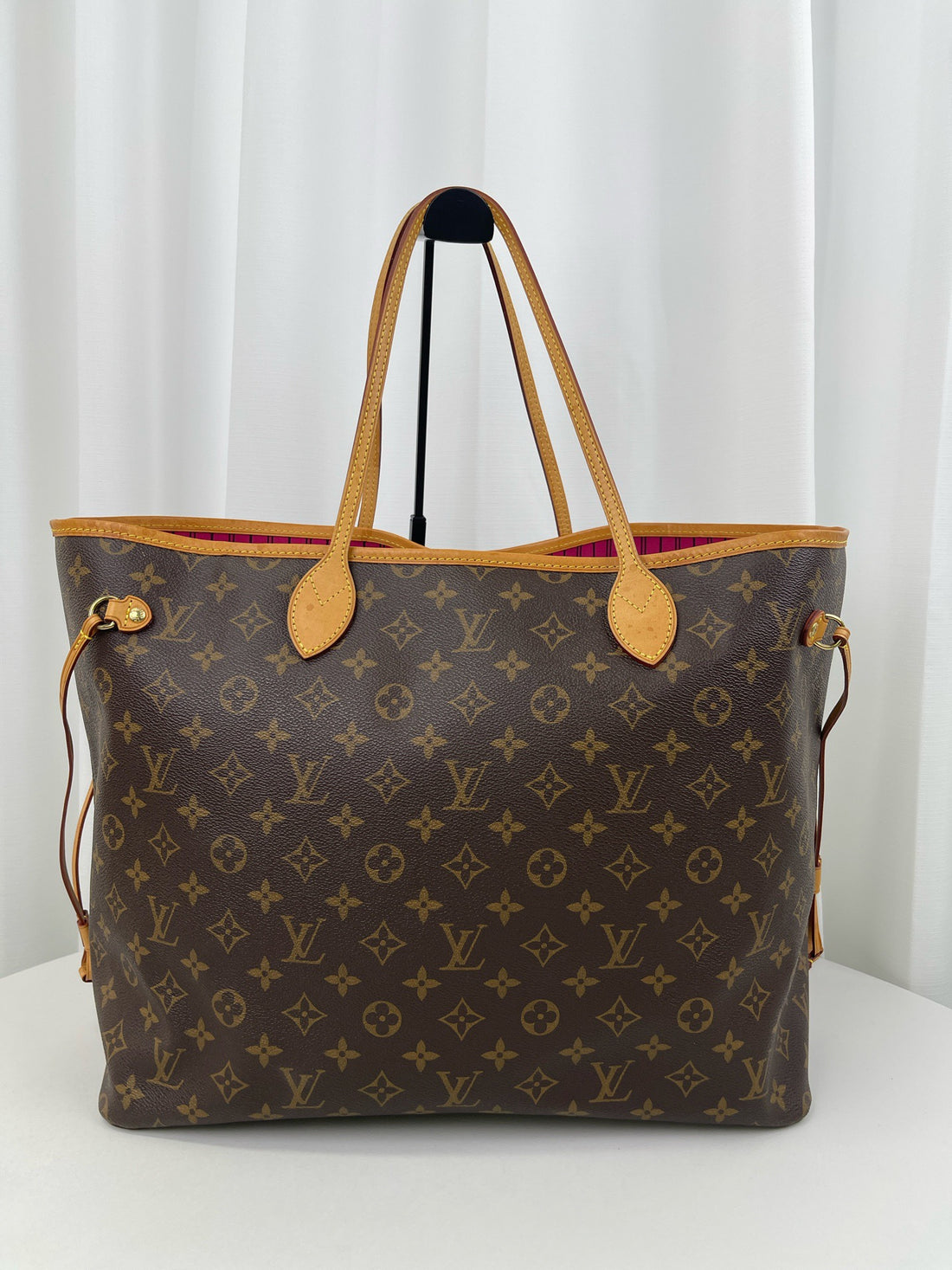LV Neverfull leather handbag