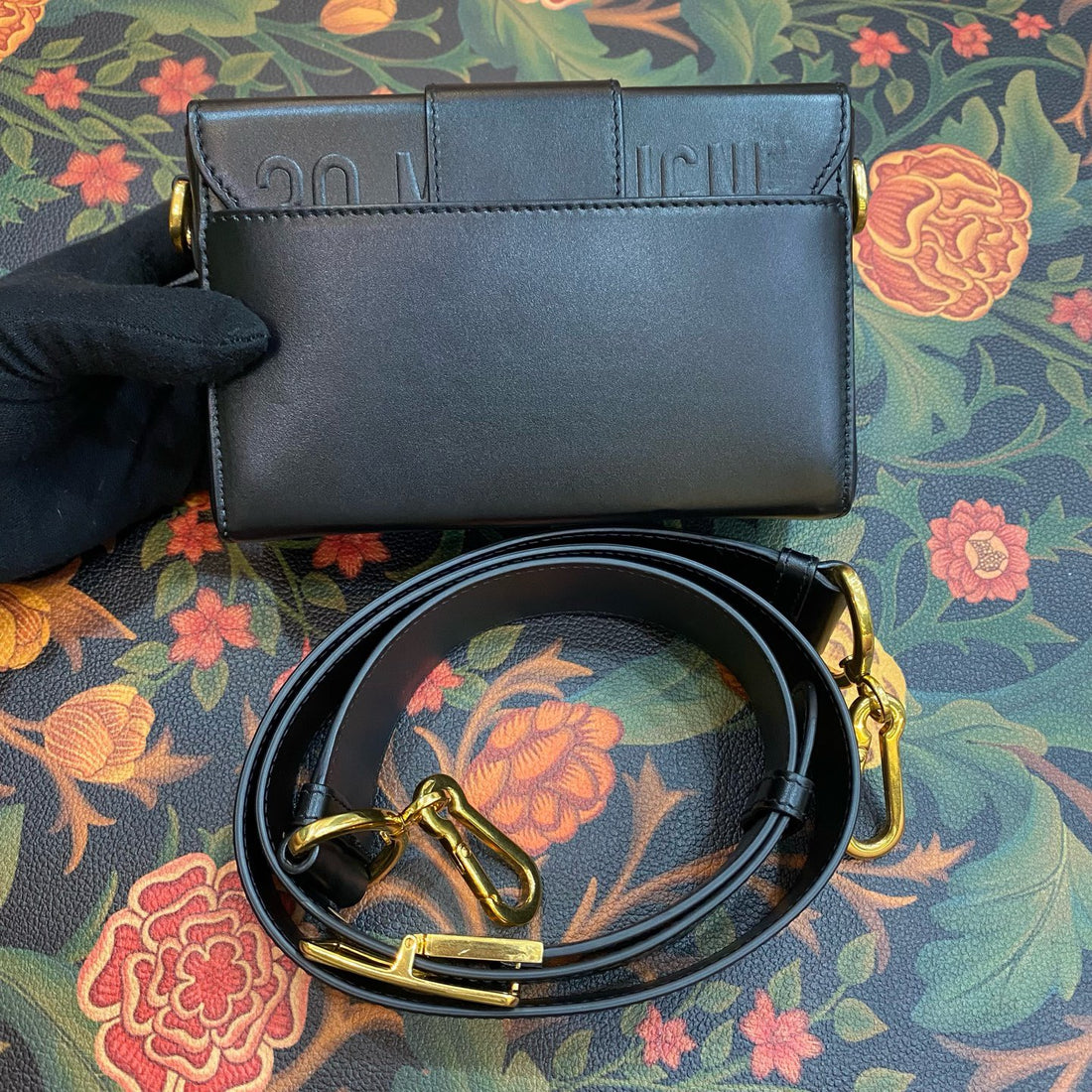 DIOR 30 Montaigne Box Leather Bag