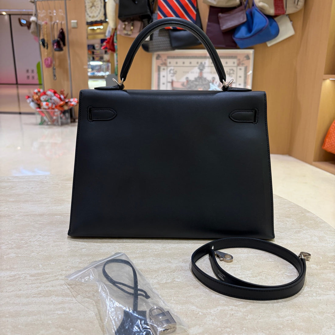 Hermès Kelly 32 Black and Silver Box Leather
