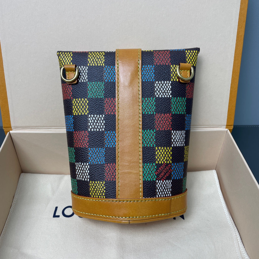 LV/Louis Vuitton Taylor envelope bag, French fry bag
