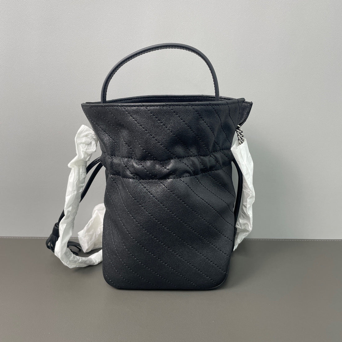 Gucci Blondie mini bucket bag, black leather version