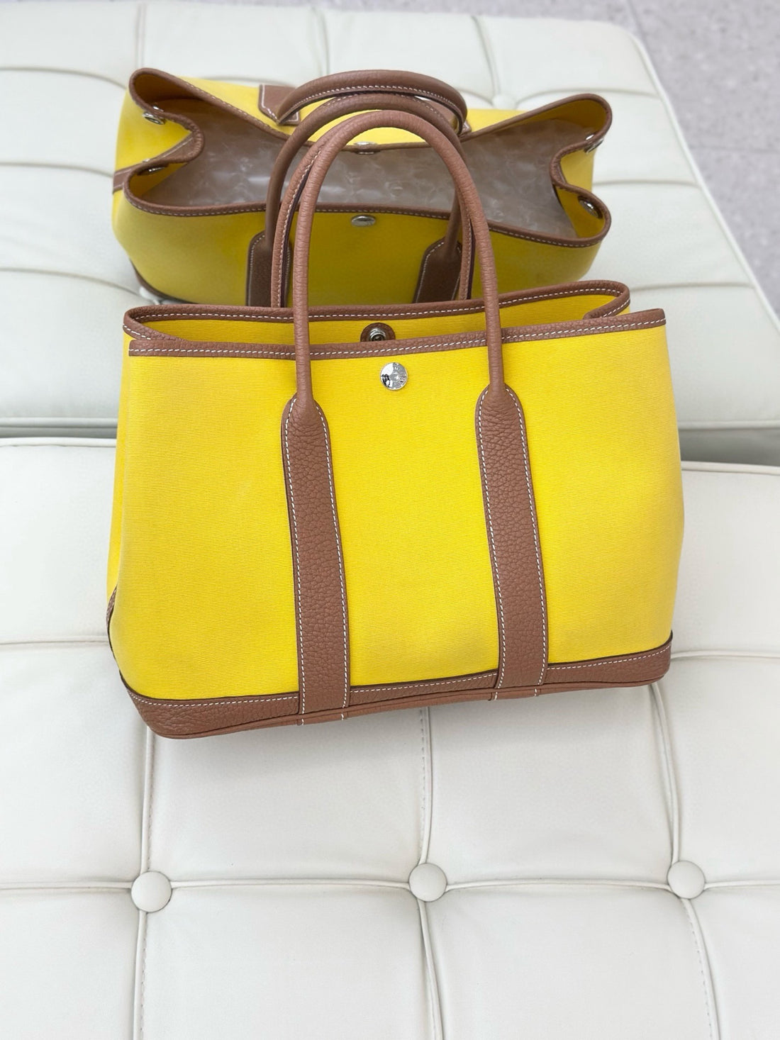 HERMES Garden Party 30 tote bag in yellow canvas with brown leather handles and palladium-plated hardware