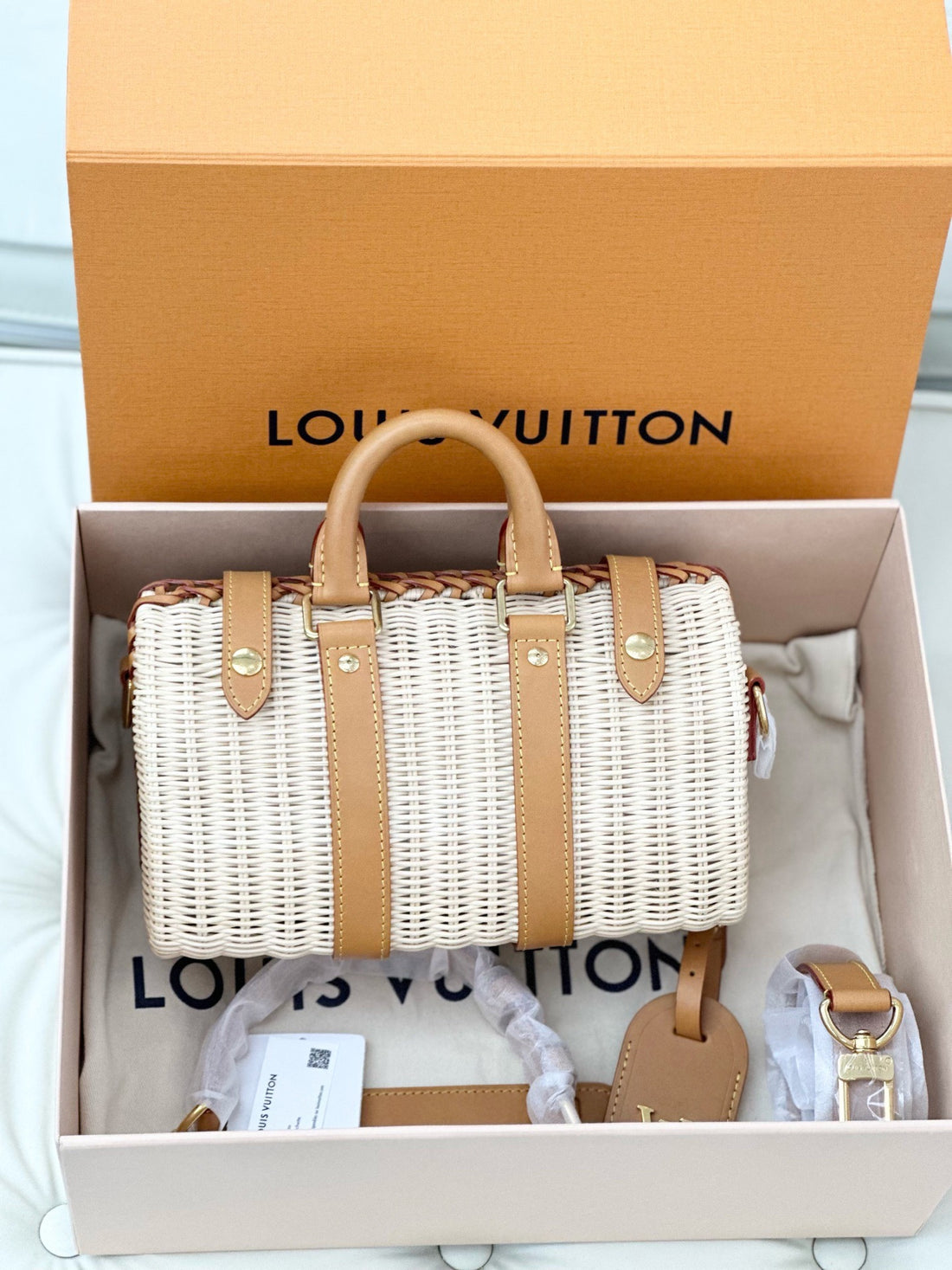 Louis Vuitton Keepall Bandoulière 25 handbag