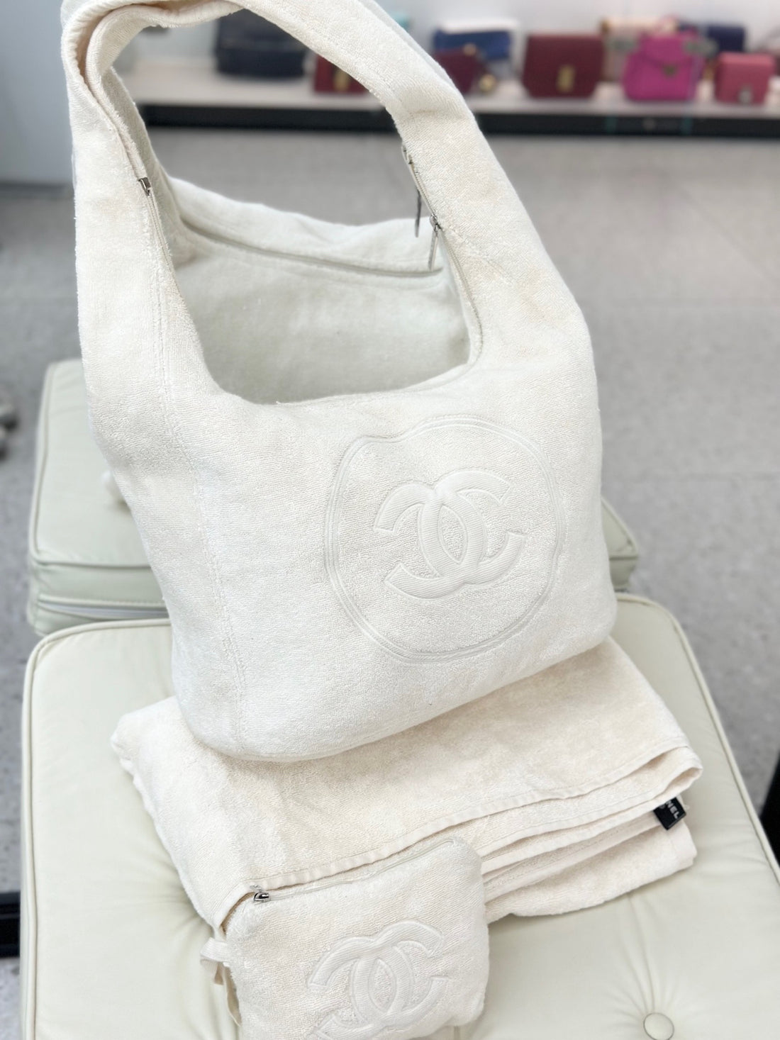 Chanel 25M COCO BEACH Ivory White