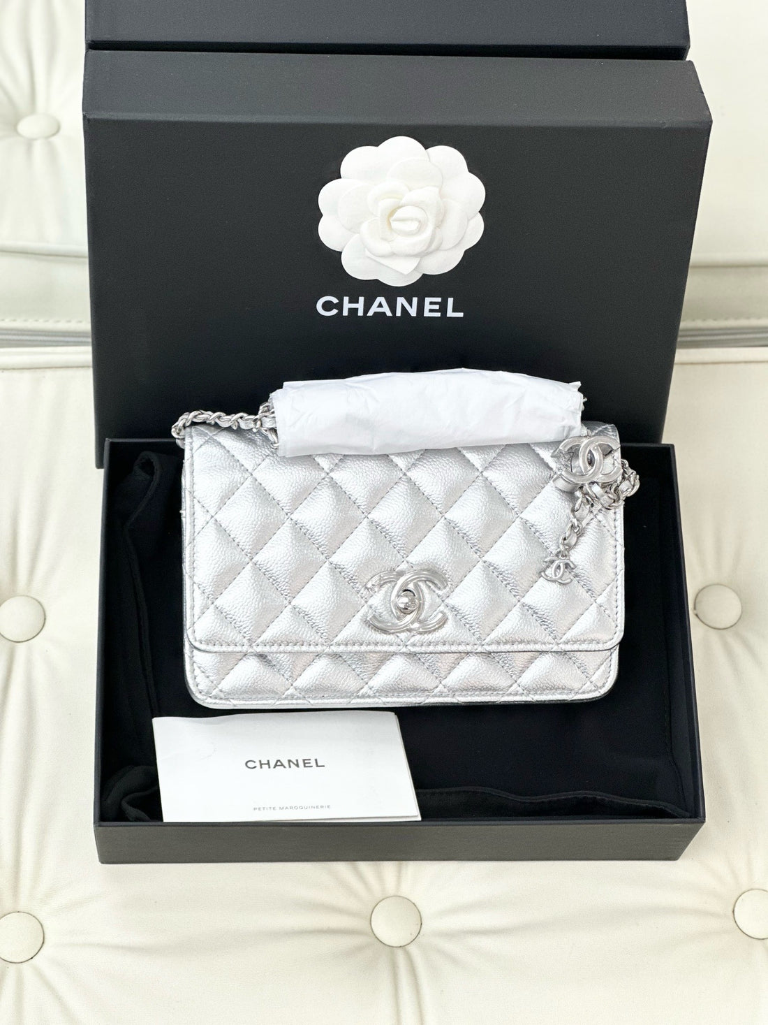Chanel 25B WOC silver pebbled calfskin leather with silver hardware
