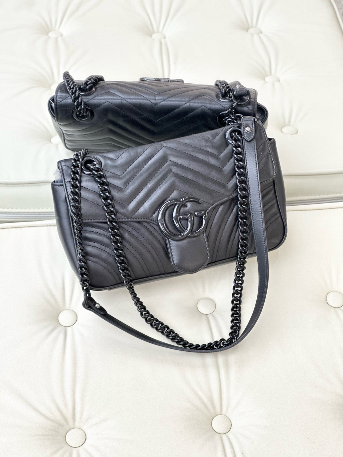 GUCCI - Black GG Marmont Medium Quilted Shoulder Bag