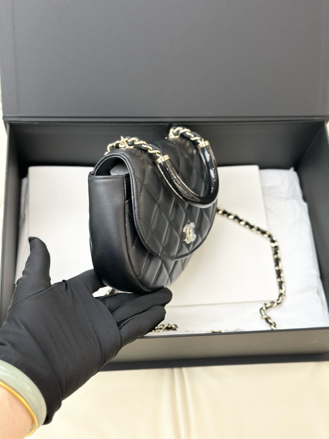 Chanel's new 25c early spring chain clutch bag