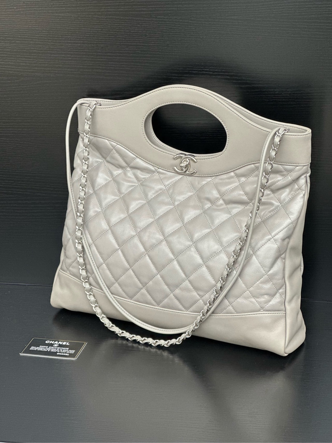 Chanel 31bag, large size, wrinkled calfskin, grey.
