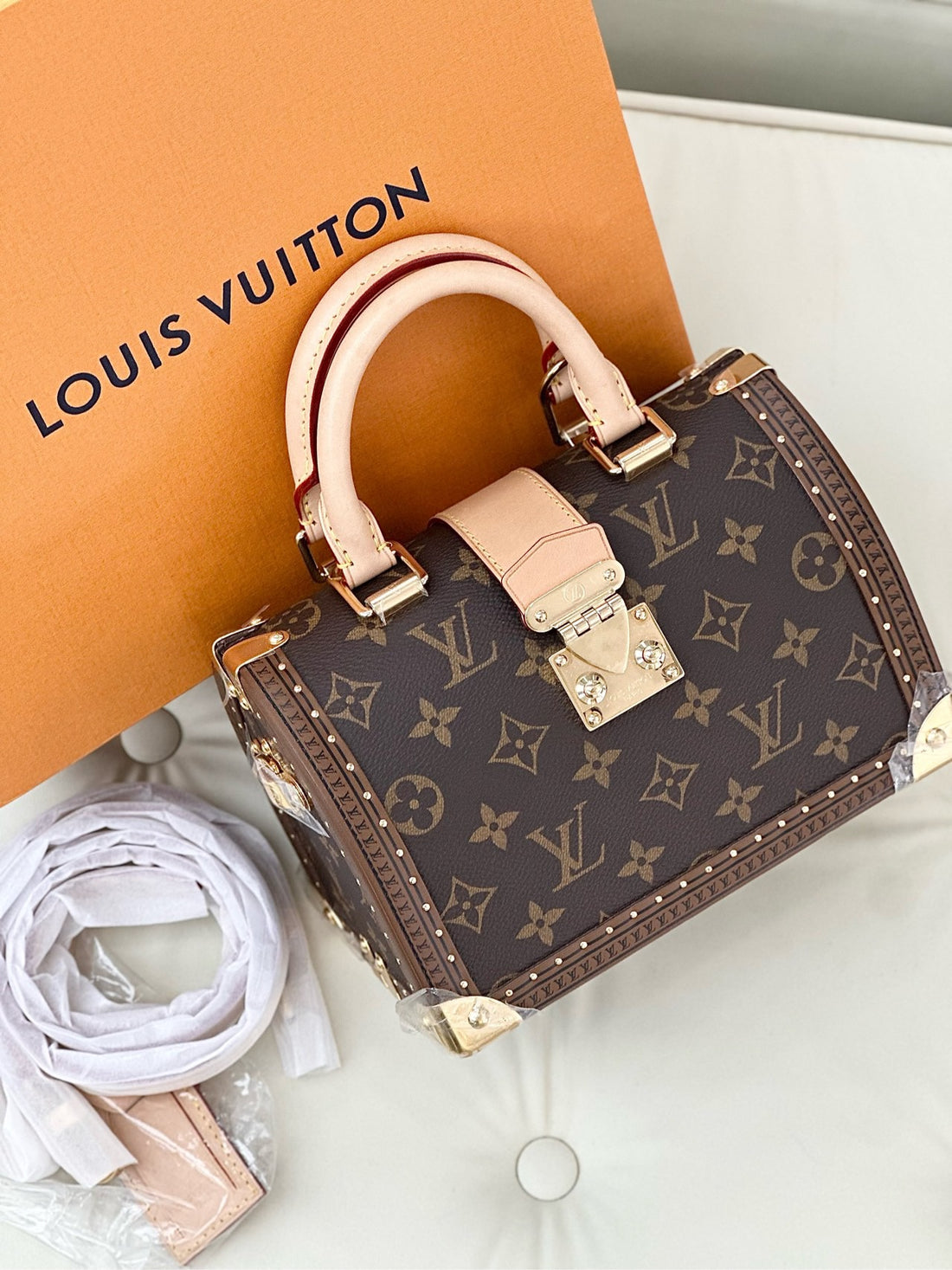 Louis Vuitton Monogram Speedy Trunk 20