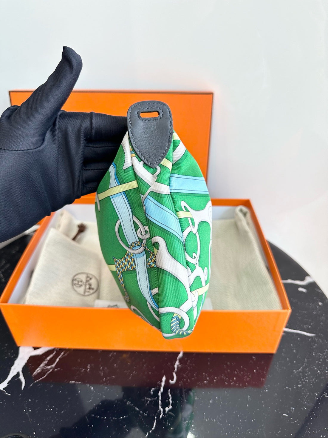 Hermes Sursoie To Go series