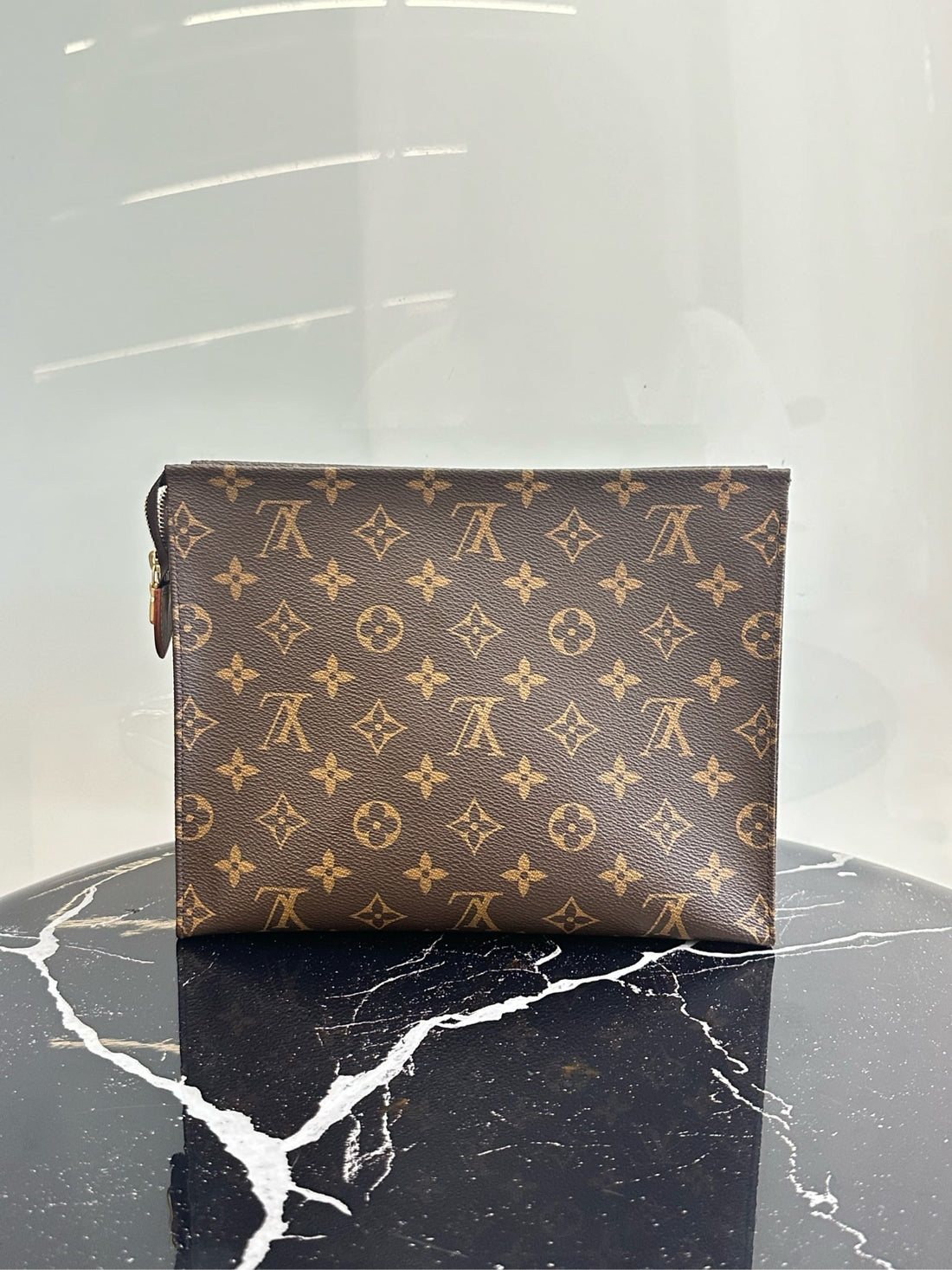 Louis Vuitton Monogram Toiletry Pouch 26 clutch