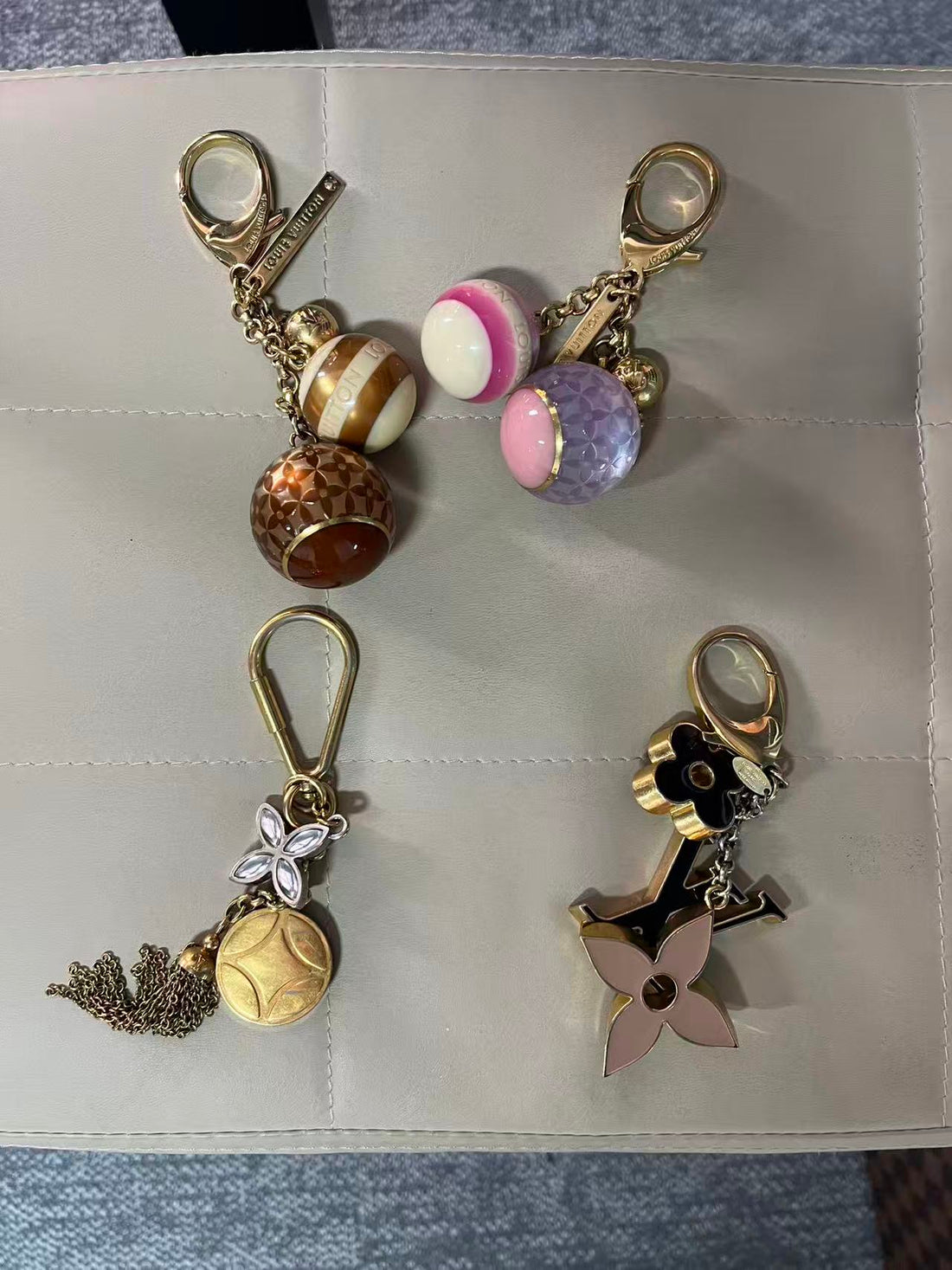 lisa 5bags+4 charms 1-4